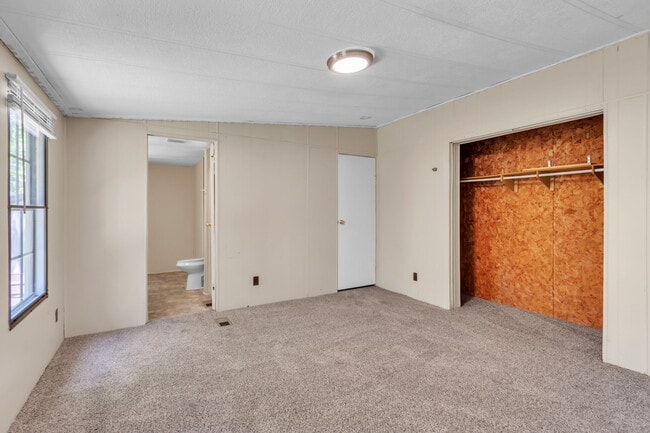 Building Photo - 234 Mill Pond Rd