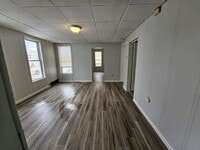 Building Photo - 310 W 18th St