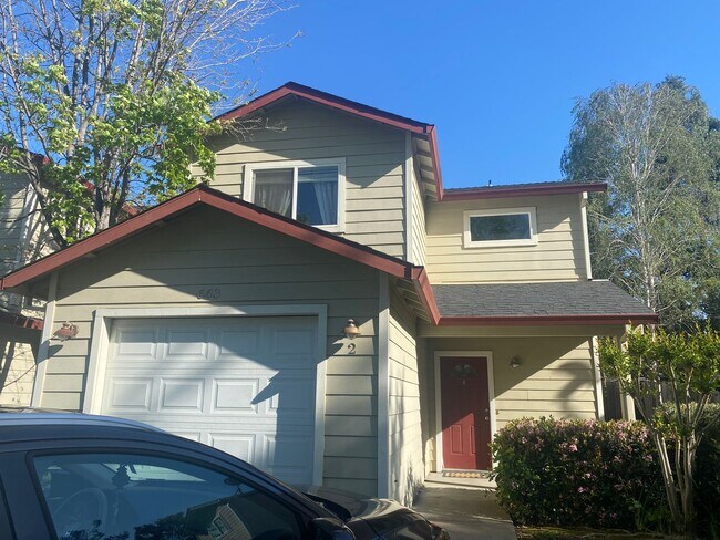Primary Photo - 563 Morgan Dr