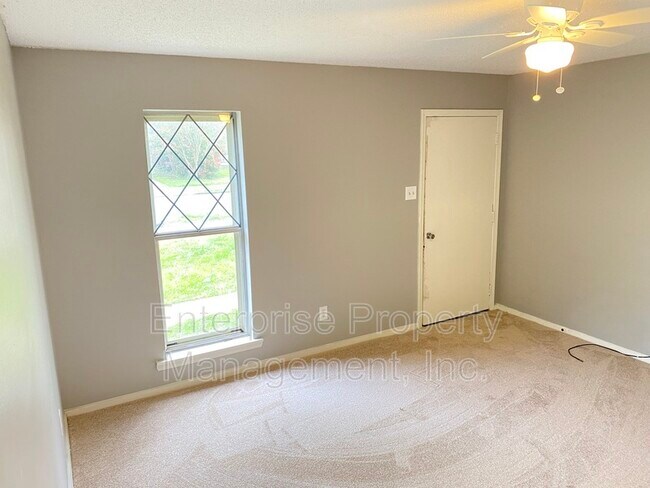Building Photo - 3681 Barberry St