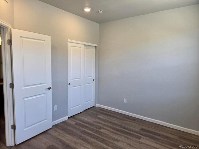 Building Photo - 2220 Santini Trl