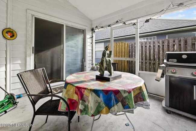 Building Photo - 1675 Rustling Dr