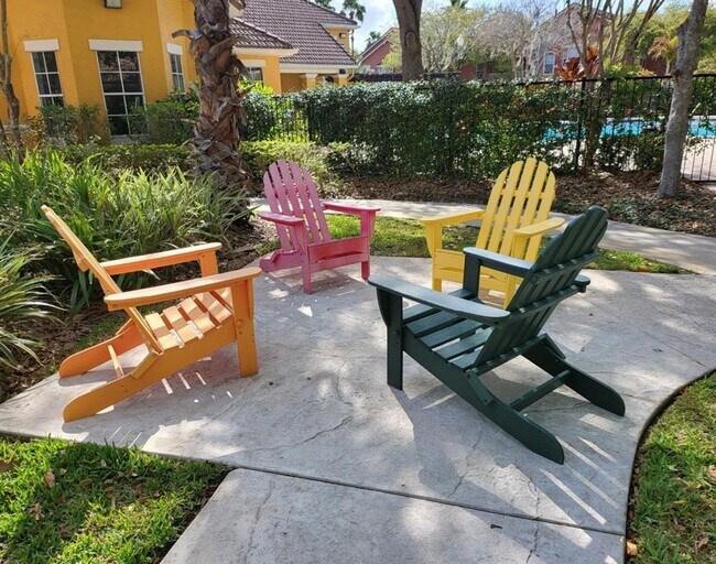 Building Photo - 8842 Villa View Cir