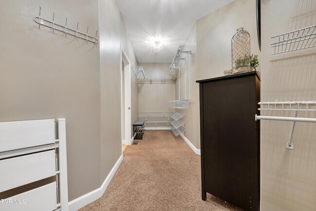 Building Photo - 109 Emerald Chase Cir