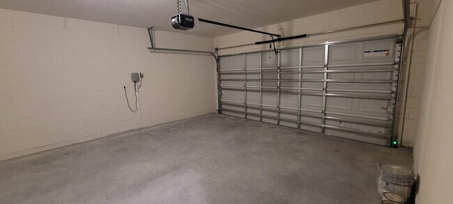 Building Photo - 316 Pelham Park Dr