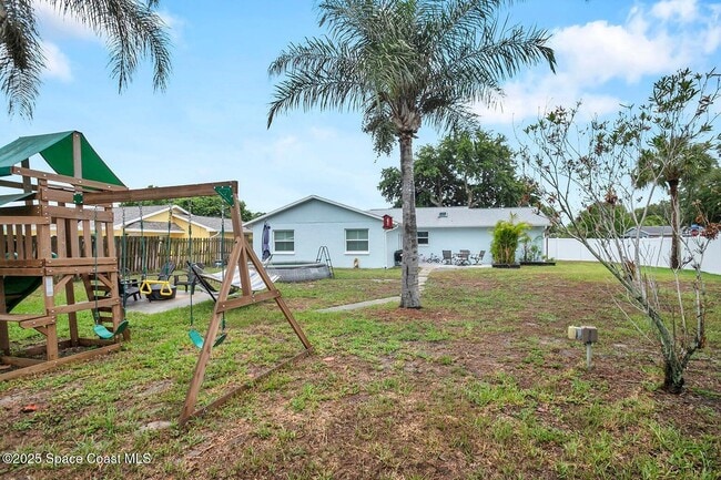 Building Photo - 898 Brunswick Ln