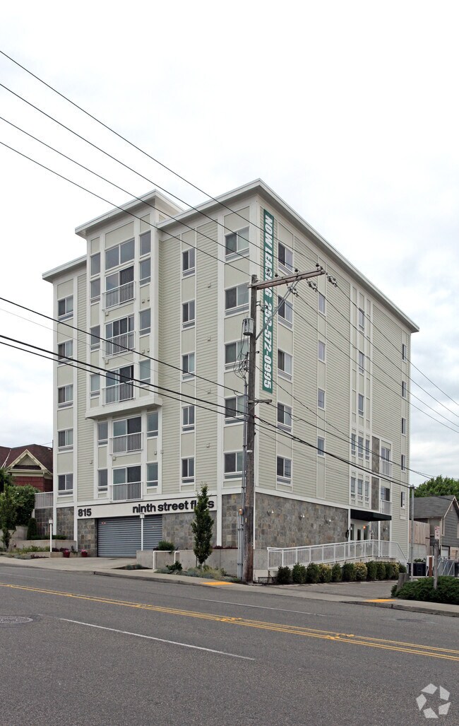 Building Photo - 9th Street Flats