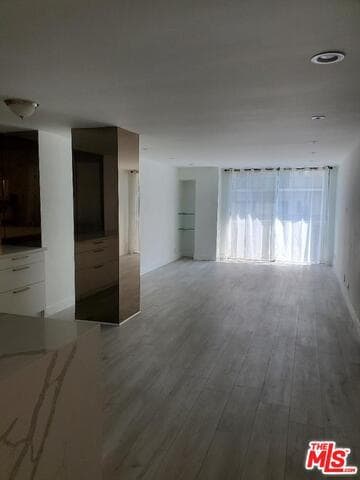 Building Photo - 10751 Wilshire Blvd