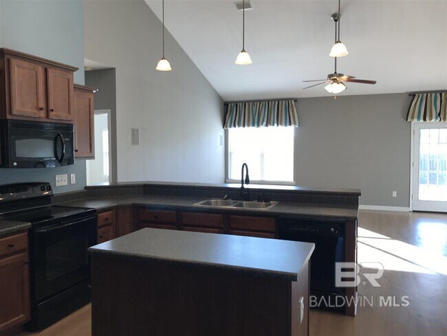 Building Photo - 24015 Limerick Ln