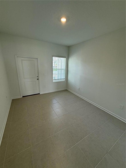 Building Photo - 5989 Zen Wy