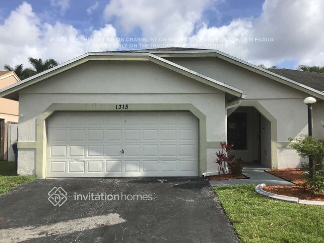 Building Photo - 1315 SW 151st Way