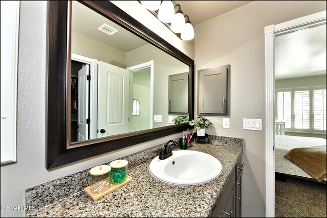 Building Photo - 224 Glenlivet Way