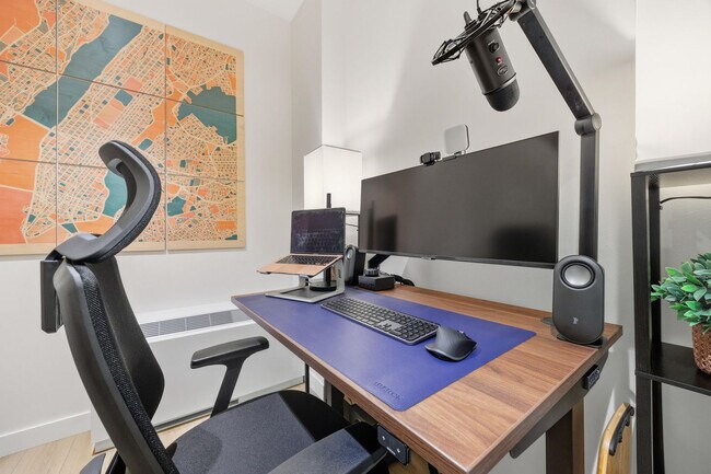 Building Photo - 160 Water St