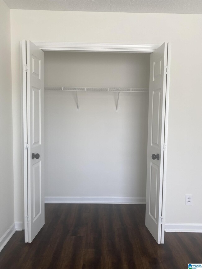 Building Photo - 432 Laurel Woods Trce