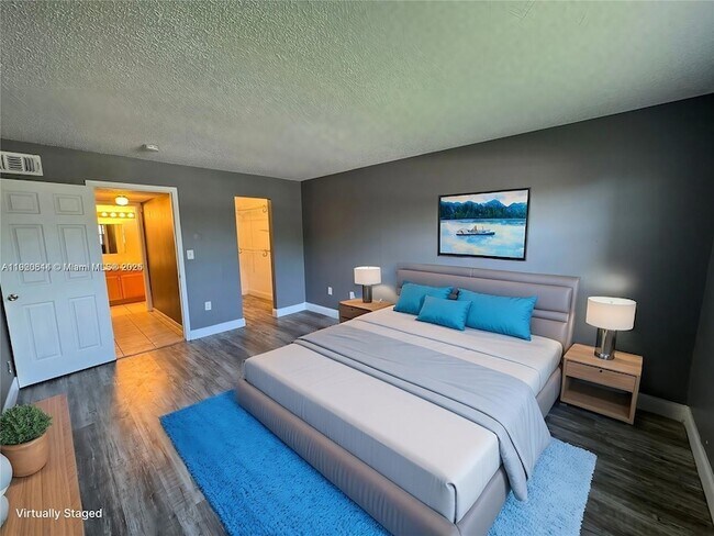 Building Photo - 3710 NW 21st St