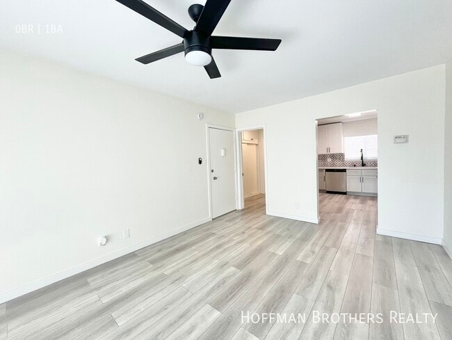 Building Photo - 254 Normandie Ave