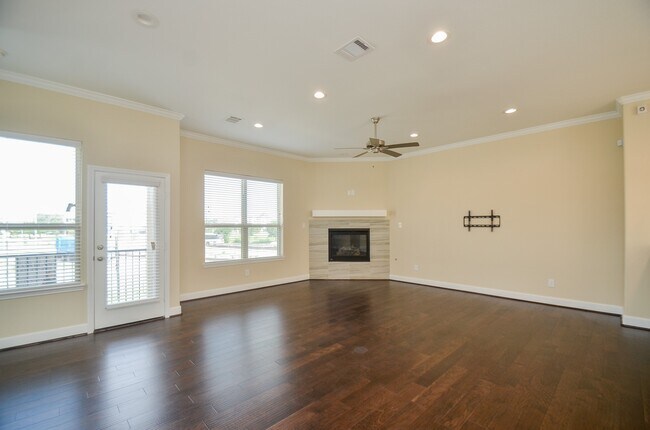 Building Photo - 5803 Conley St