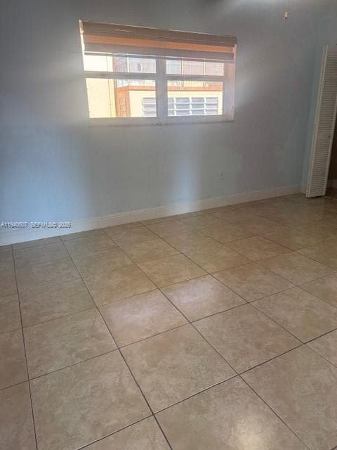 Building Photo - 1810 W 56th St