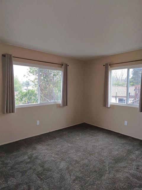 Building Photo - 1505 Surrey Ct