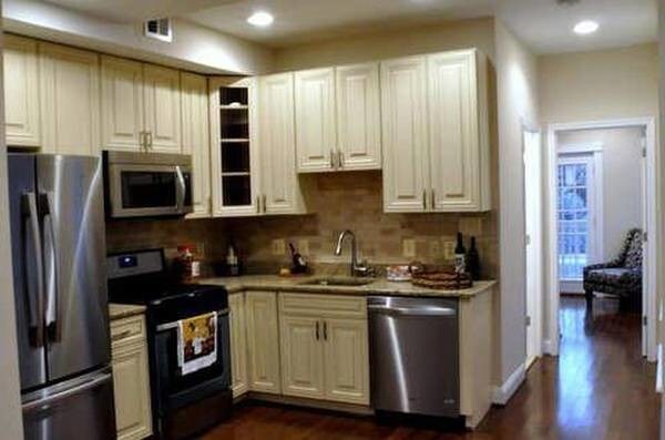 Building Photo - 305 T St NW