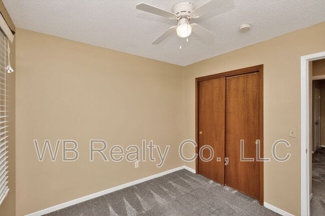 Building Photo - 260 Windfield Pkwy