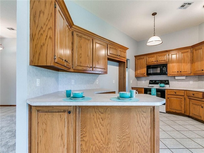 Building Photo - Beautiful 3 Bedroom 2 Bath Home In Choctaw!!!