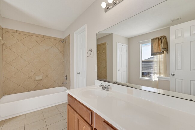 Building Photo - 20631 Tayman Oaks Dr