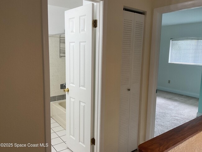 Building Photo - 1004 Ashley Ave