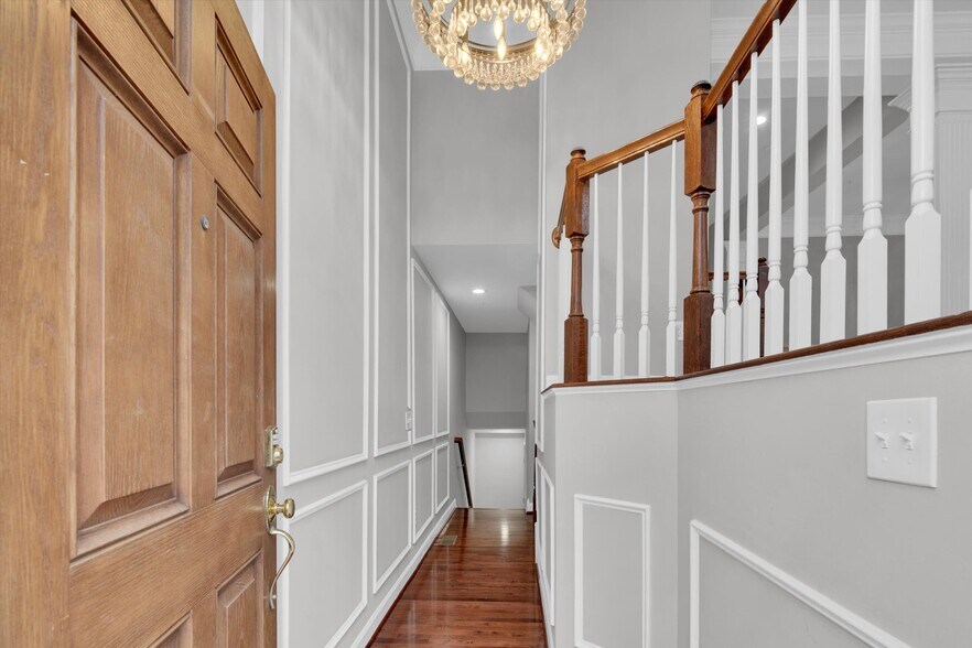 Building Photo - 7974 Vigne Ct