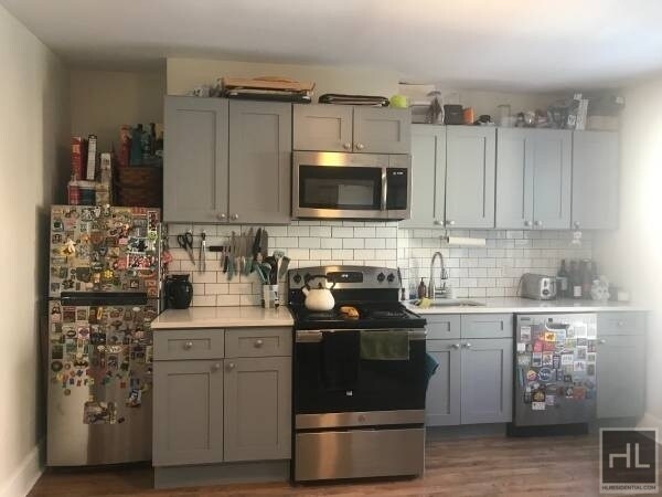 Building Photo - JAVA STREET