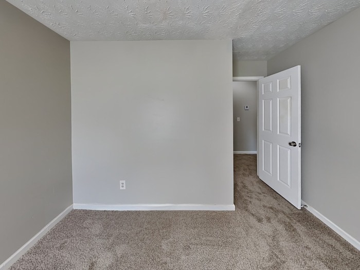 Building Photo - 4105 Robin Cir