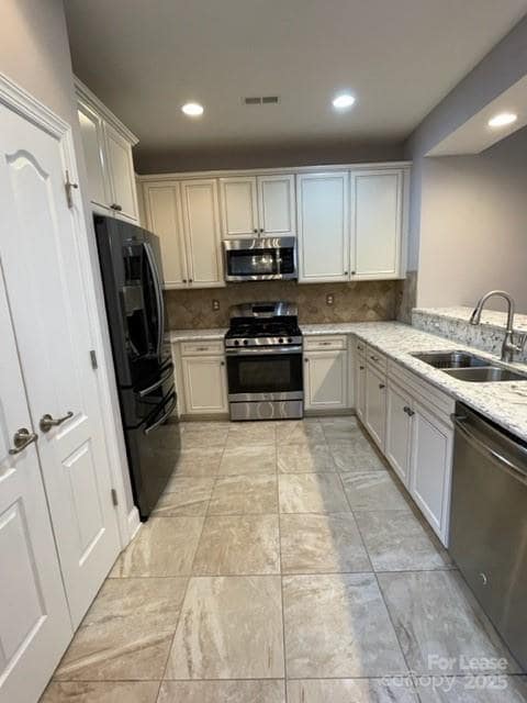 Building Photo - 18223 Ebenezer Dr