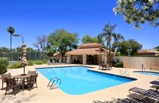 Building Photo - 8828 E Riviera Dr
