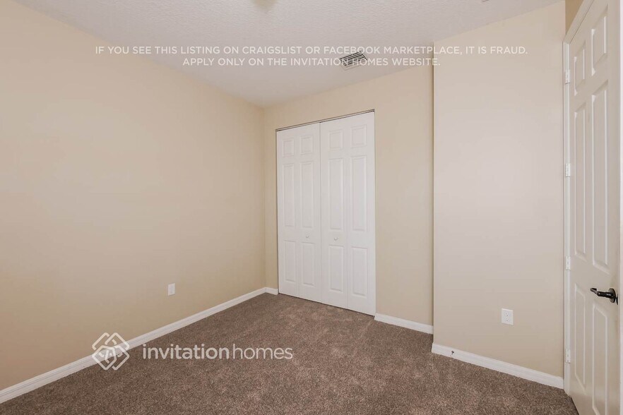 Building Photo - 3562 93rd Ave