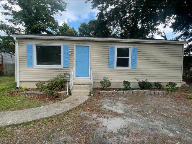 Primary Photo - 105 Allard Rd