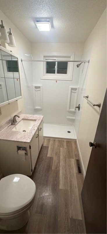 Building Photo - 524 Breezy Point Dr