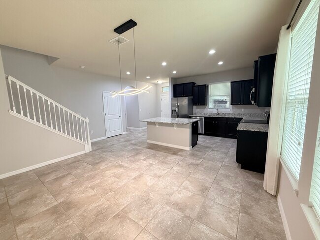 Building Photo - 16190 Harbor Mist Aly