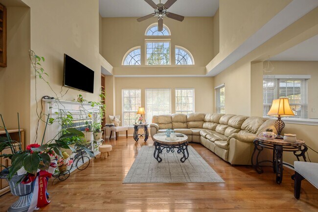 Building Photo - 308 Stone Heath Ct