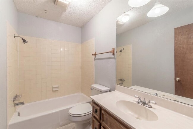 Building Photo - 8517 Fathom Cir