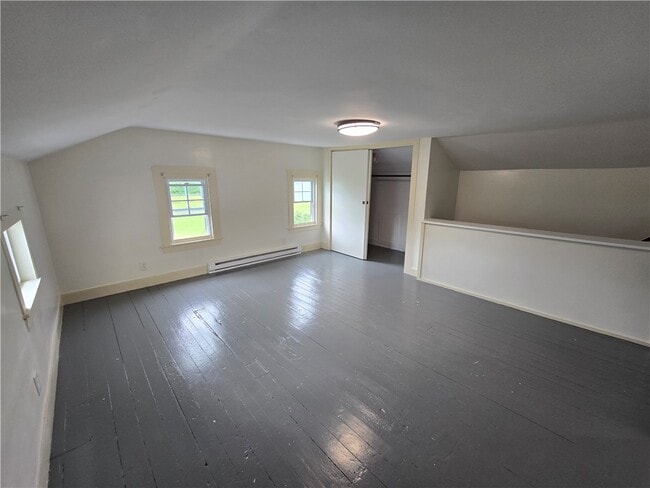 Building Photo - 235 Lighthouse Rd