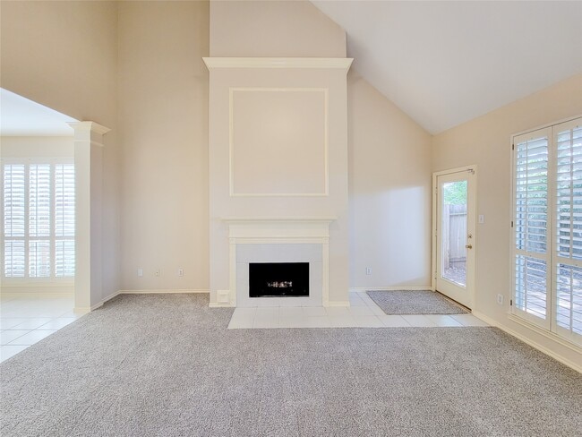 Building Photo - 4106 Creek Ridge Ln