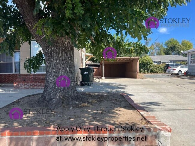 Building Photo - 1511 Jacobsen St