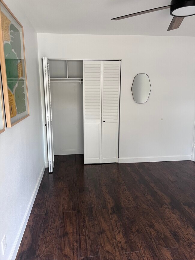 Building Photo - 22848 Cantara St