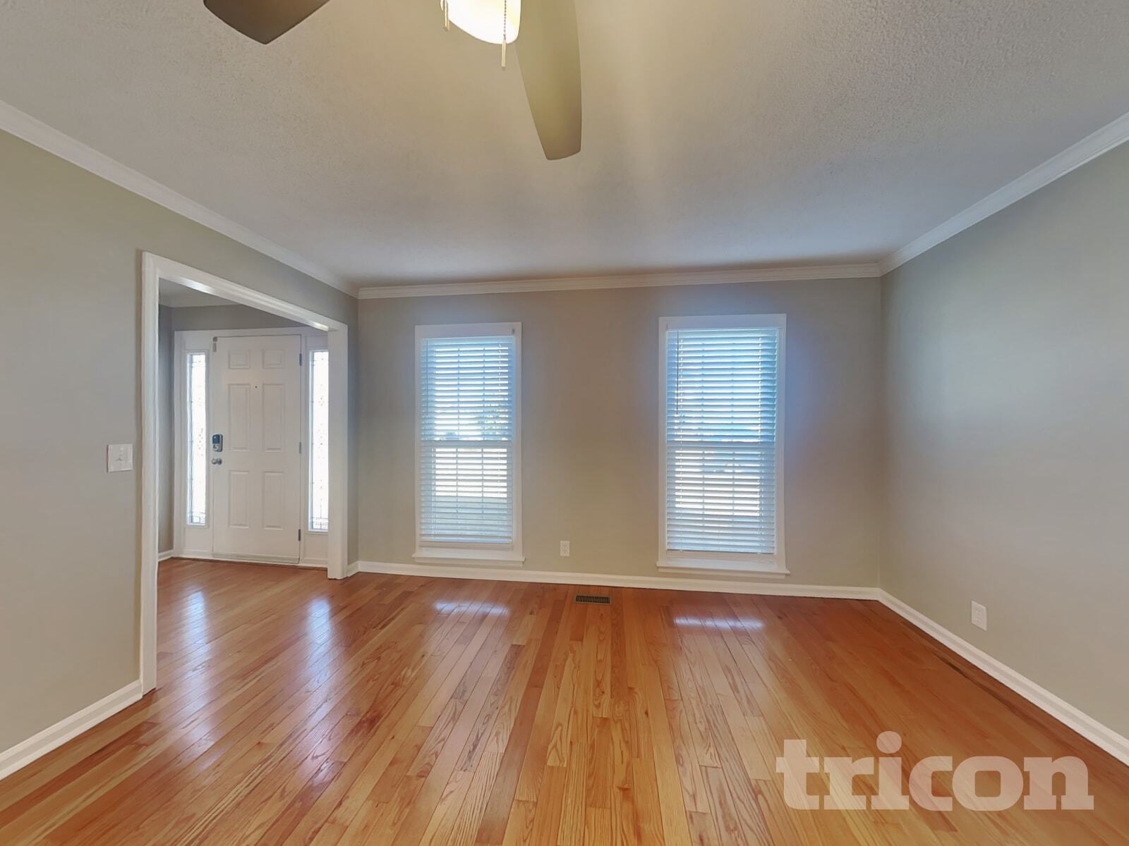 Building Photo - 2113 Putnam Ln