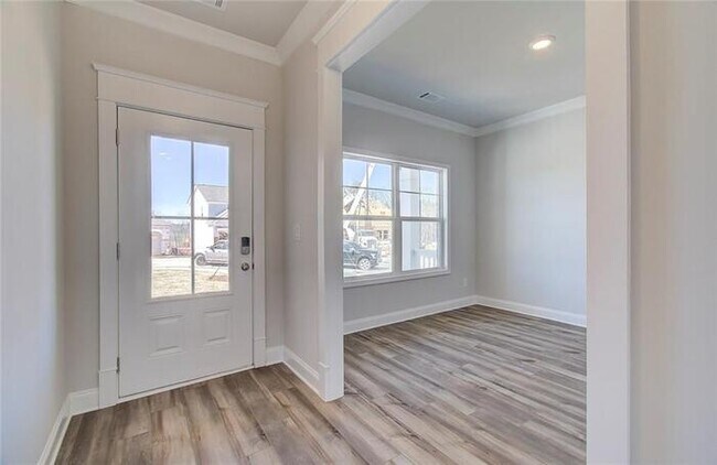 Building Photo - 324 Sterling Creek Wy