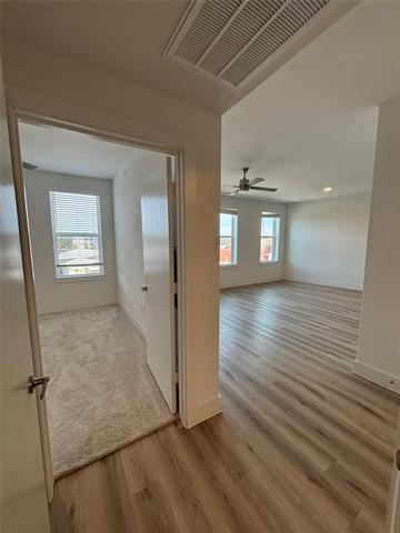 Building Photo - 300 N McDonald St