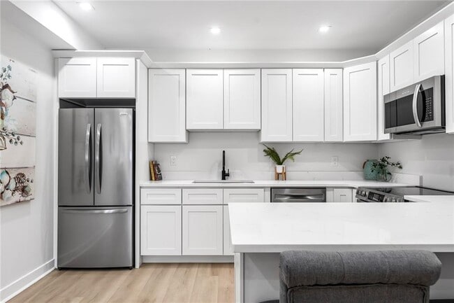 Building Photo - 50 Murray St