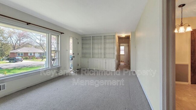 Building Photo - 5411 Windingbrook Rd