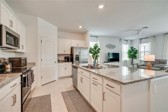 Building Photo - 3250 Weston Manor Dr