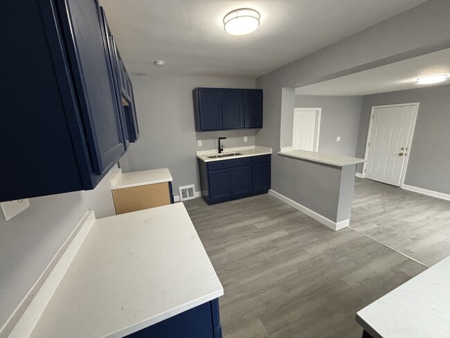 Building Photo - 1311 Marshall Pl